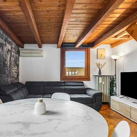 Majella - Terrazza - Centro - Wifi アパート ミラノ